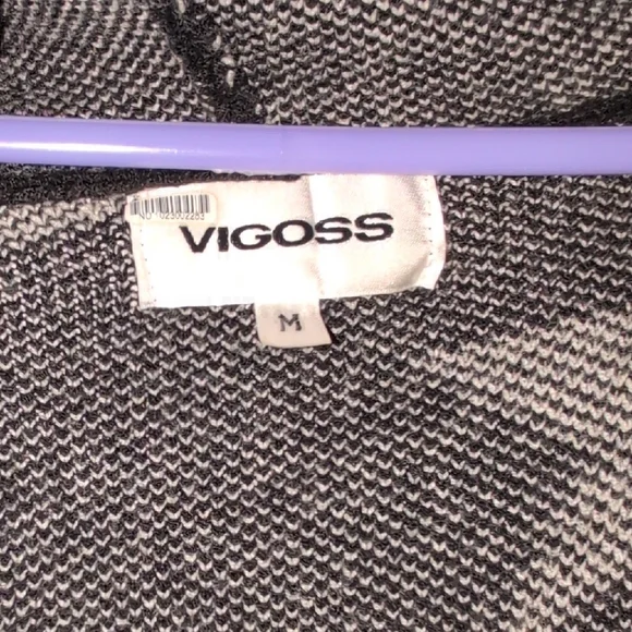 Black and White Star Patterned Cardigan - Picture 2 of 4